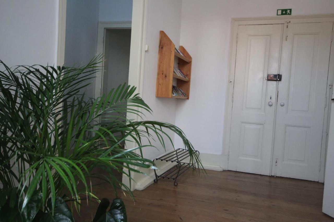 Romantic Chiado 7 -Private Small Single Room With No Outside Window Lisboa Dış mekan fotoğraf
