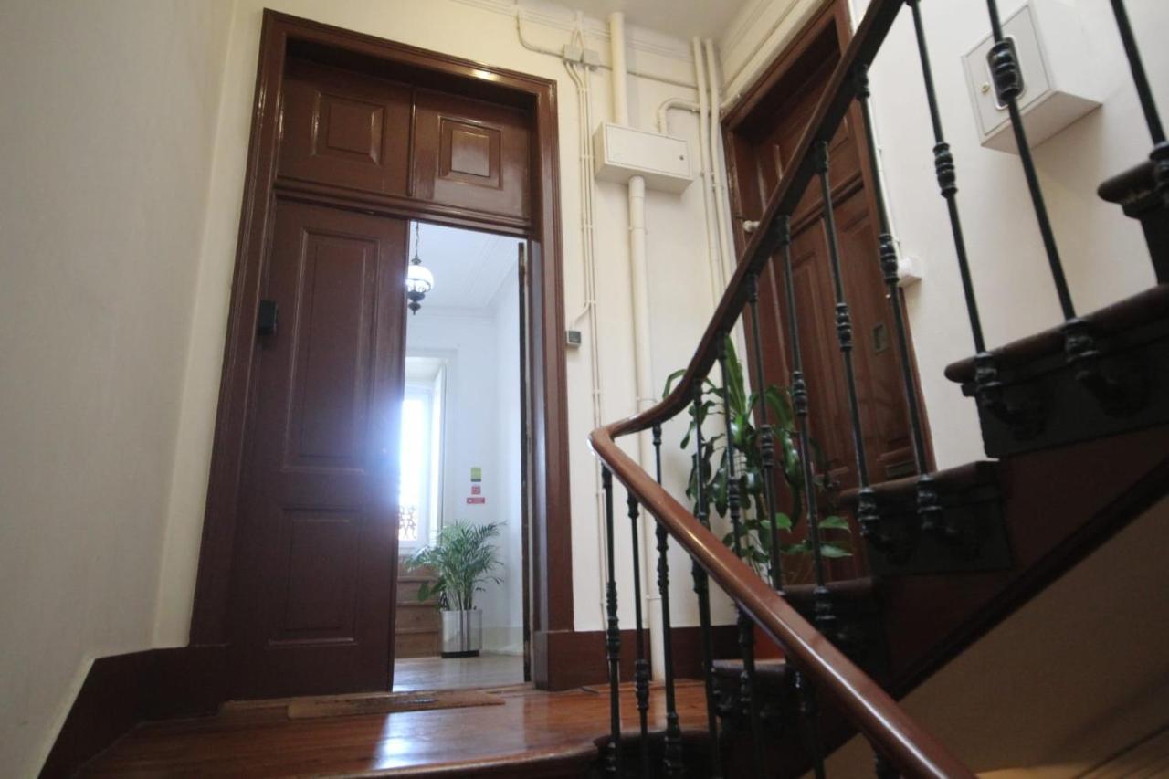 Romantic Chiado 7 -Private Small Single Room With No Outside Window Lisboa Dış mekan fotoğraf
